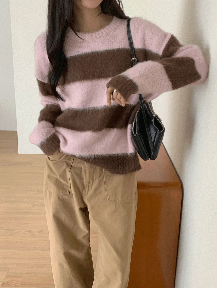 무스 알파카 스트라이프 니트