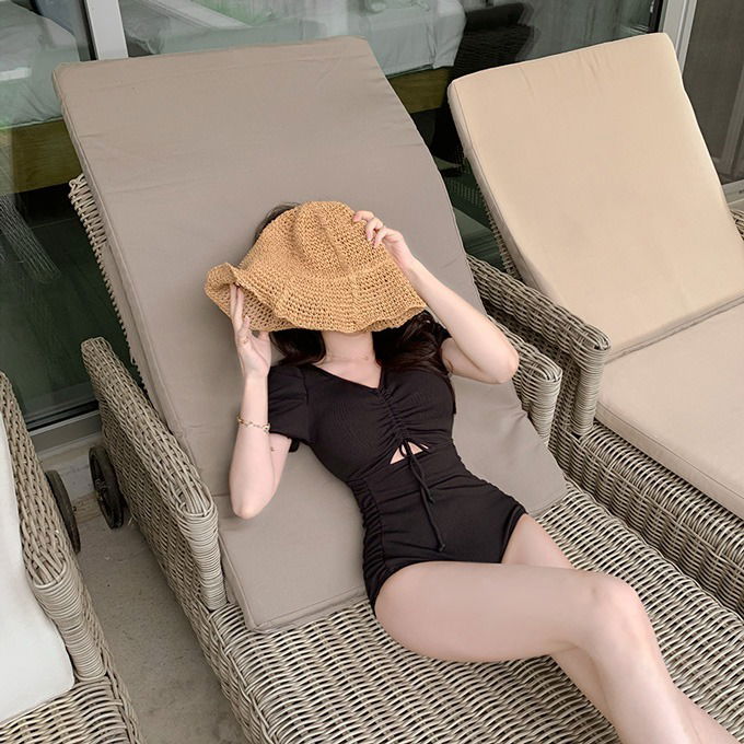 귀엽잖아 컷아웃 모노키니 -1 color