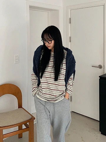 Rooming Loose-fit Striped T