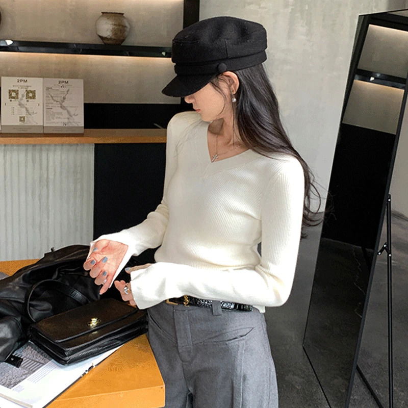 Elledo V- V-Neck Ribbed Knitwear 針織衫