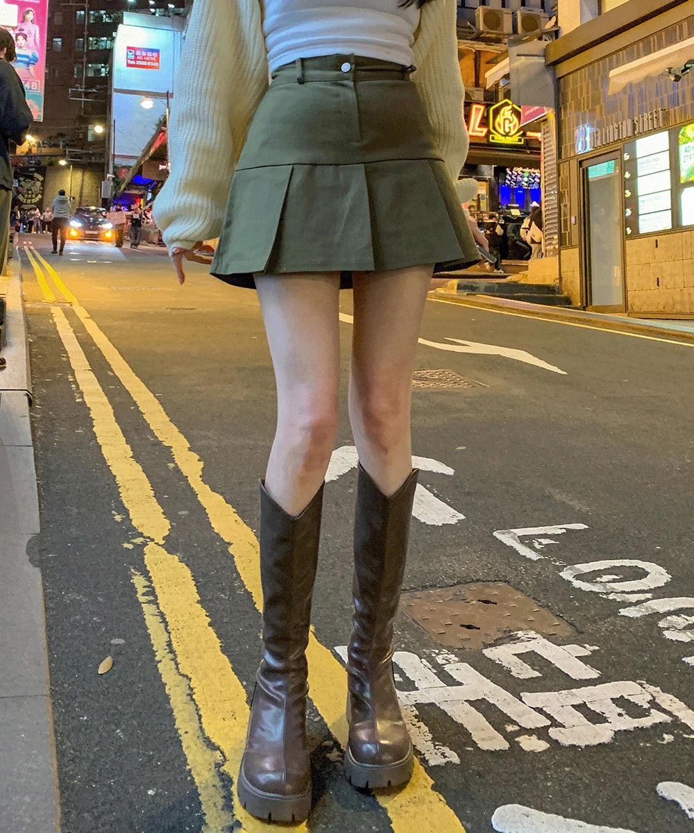 Back banding pleated mini skirt 裙子