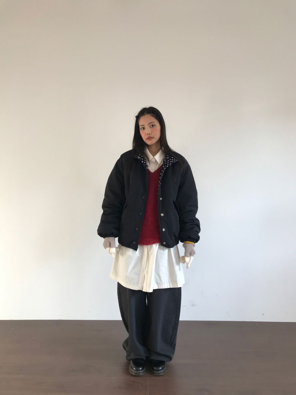 재킷 모델 착용 이미지-S1L7