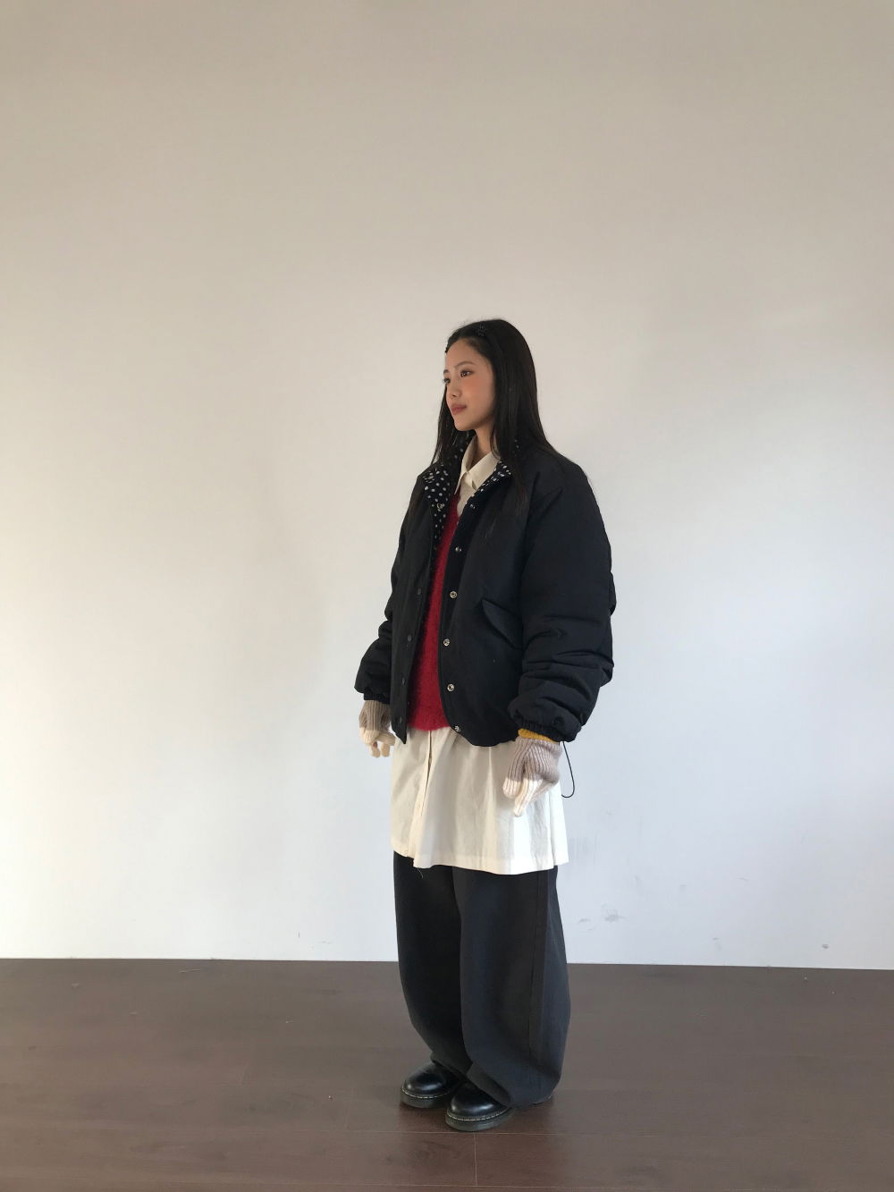 재킷 모델 착용 이미지-S1L8