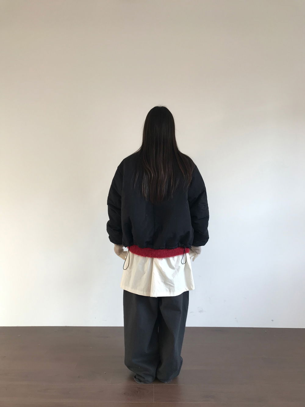 재킷 모델 착용 이미지-S1L9