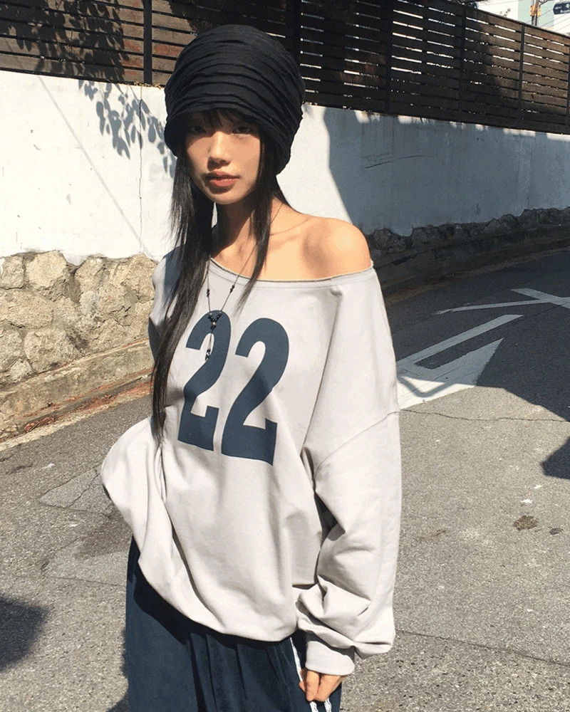 ツーツワンオフショルダーY2Kスウェットシャツ