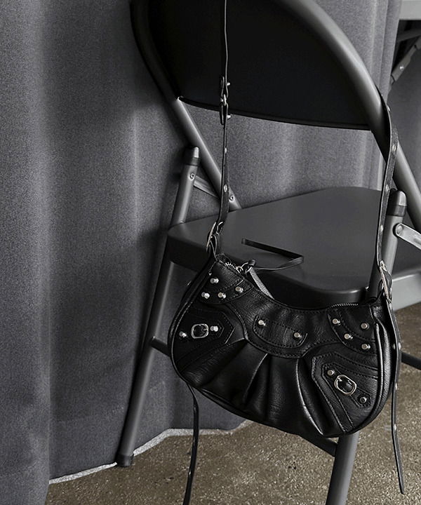 Kinz 鉚釘流浪單肩包