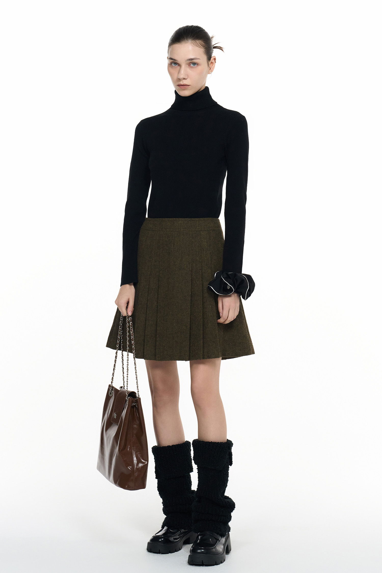 WOMAN Ribbed Turtleneck Pullover 针织衫