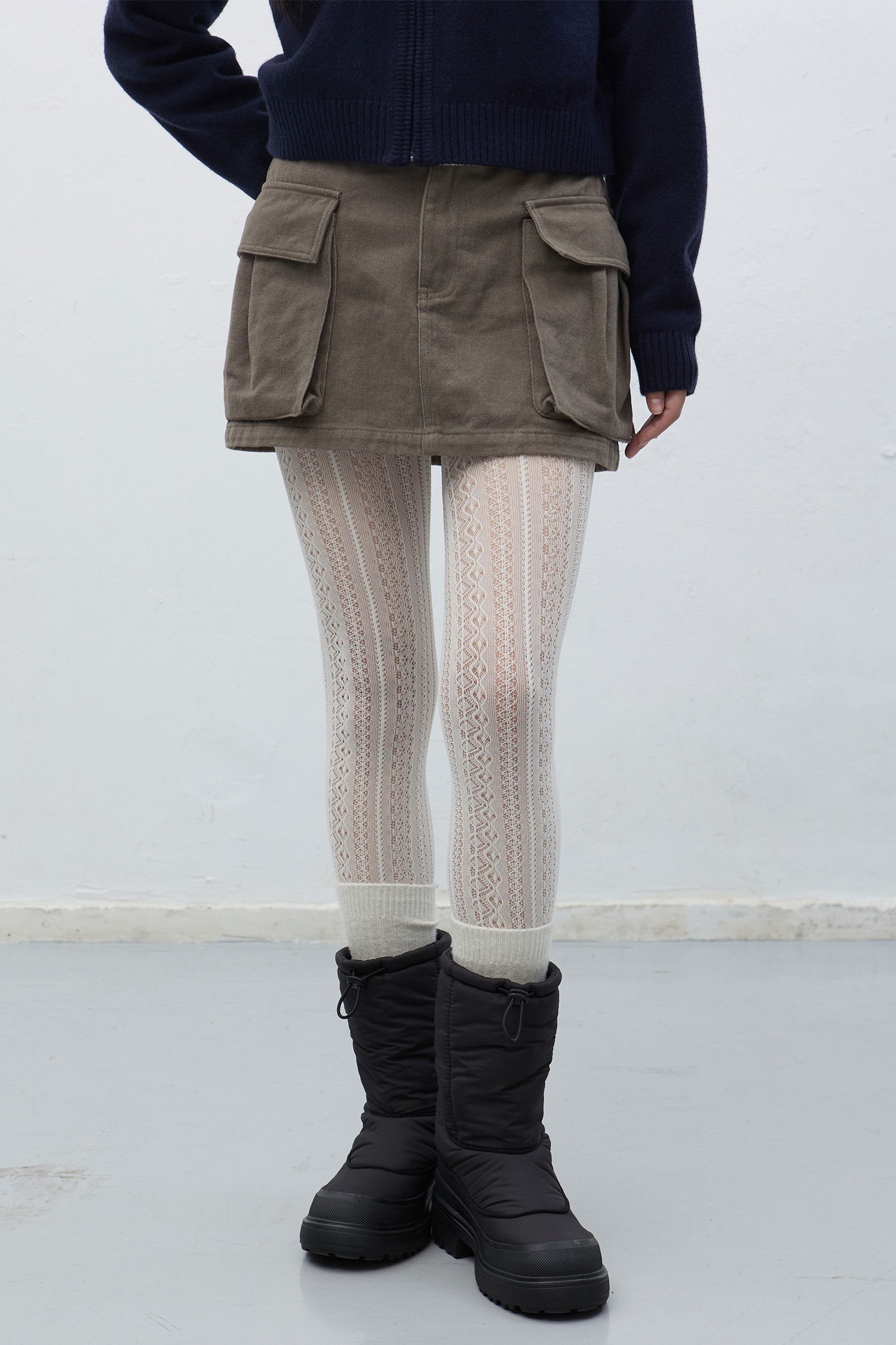 WOMAN Washed Low-Rise Cargo Skirt 裙子