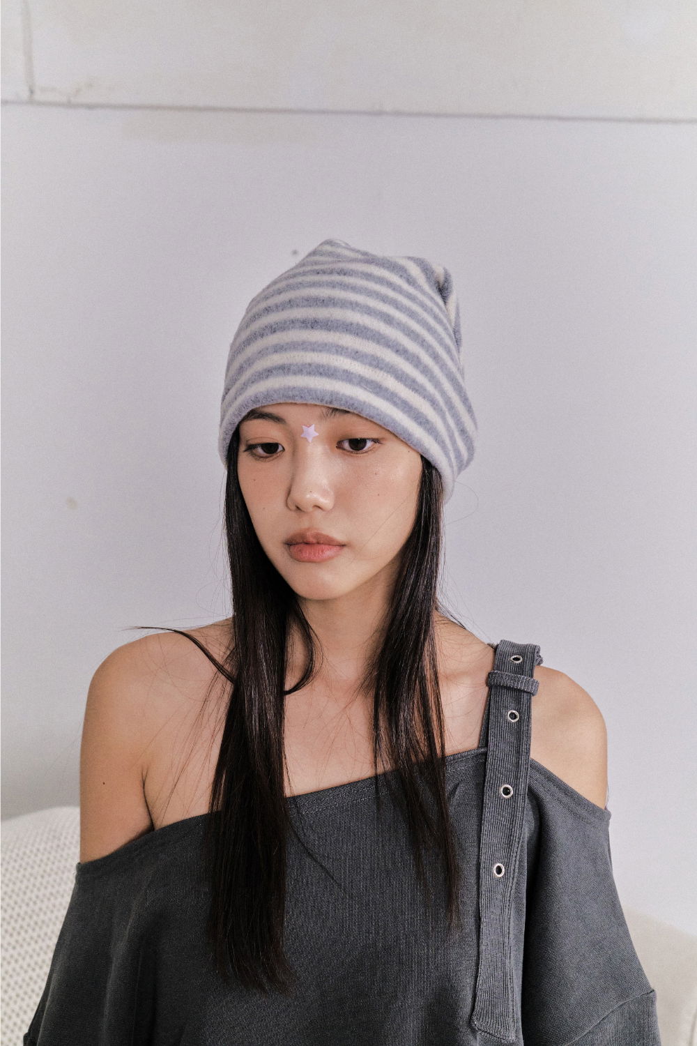 긴팔 티셔츠 모델 착용 이미지-S1L12