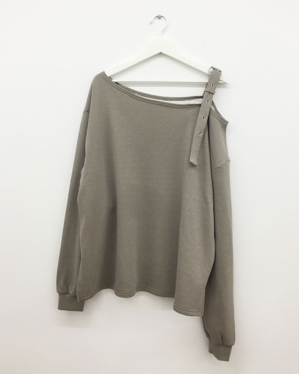 긴팔 티셔츠 오트밀 색상 이미지-S1L19