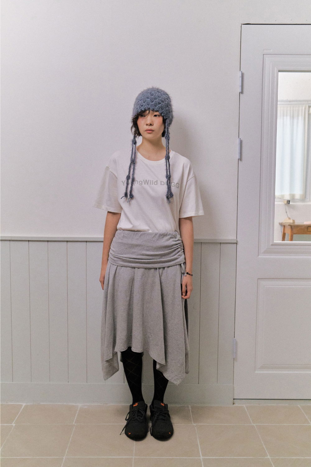 치마 모델 착용 이미지-S1L21