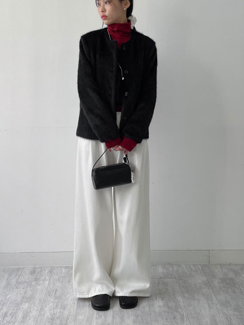 재킷 모델 착용 이미지-S4L5