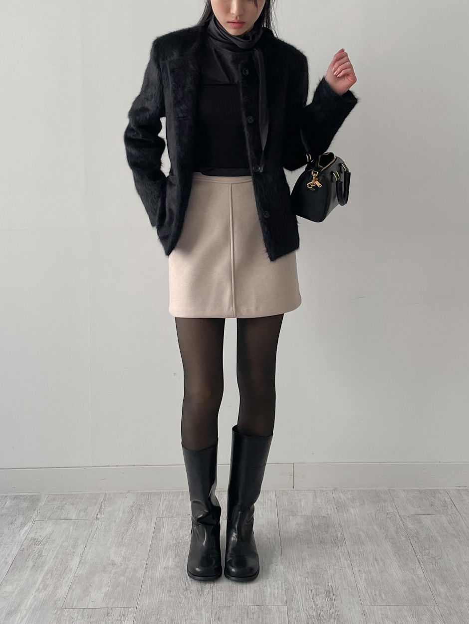 재킷 모델 착용 이미지-S2L5