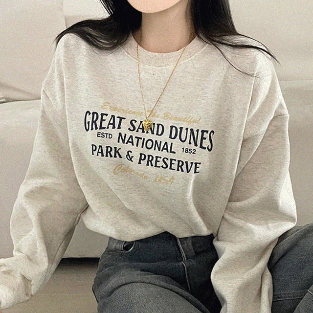 Sand Letter Printed Crop A-Line Fit Sweatshirt 3 Colors 长袖上衣