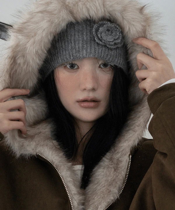 Mutend Flower Patch Ribbed Beanie 帽子