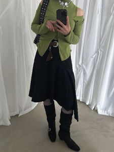 SUEDE UNBALANCE SKIRT WITH BELT SET