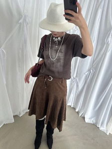 SUEDE UNBALANCE SKIRT WITH BELT SET