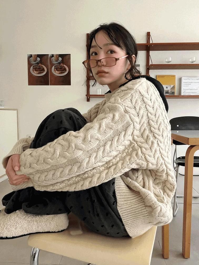 폴 꽈배기 루즈 knit