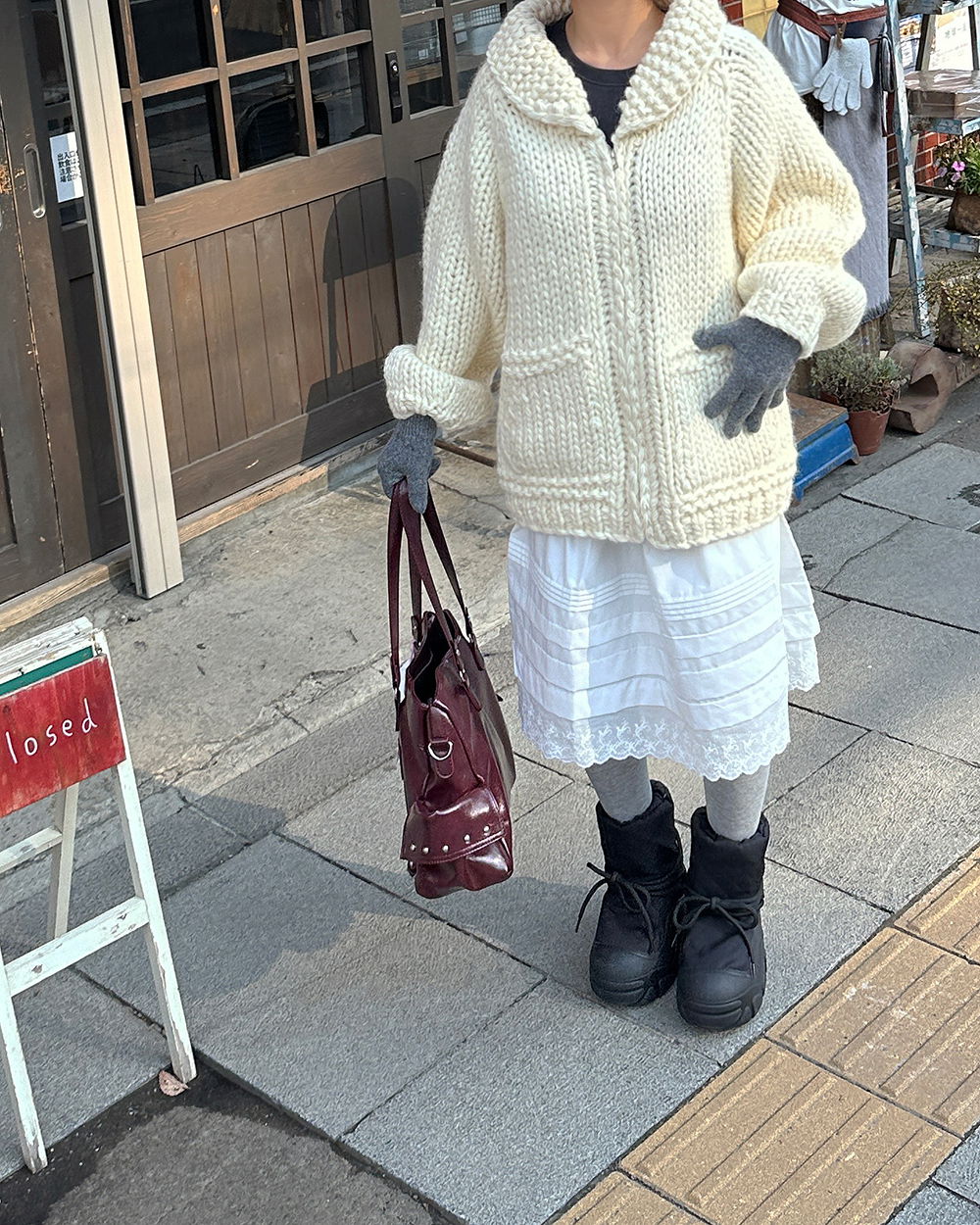 긴팔 티셔츠 모델 착용 이미지-S1L73