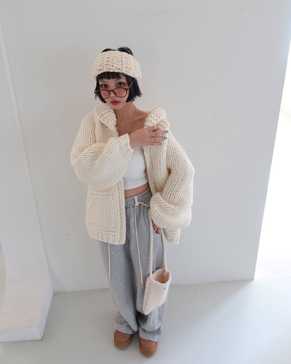 긴팔 티셔츠 모델 착용 이미지-S1L80