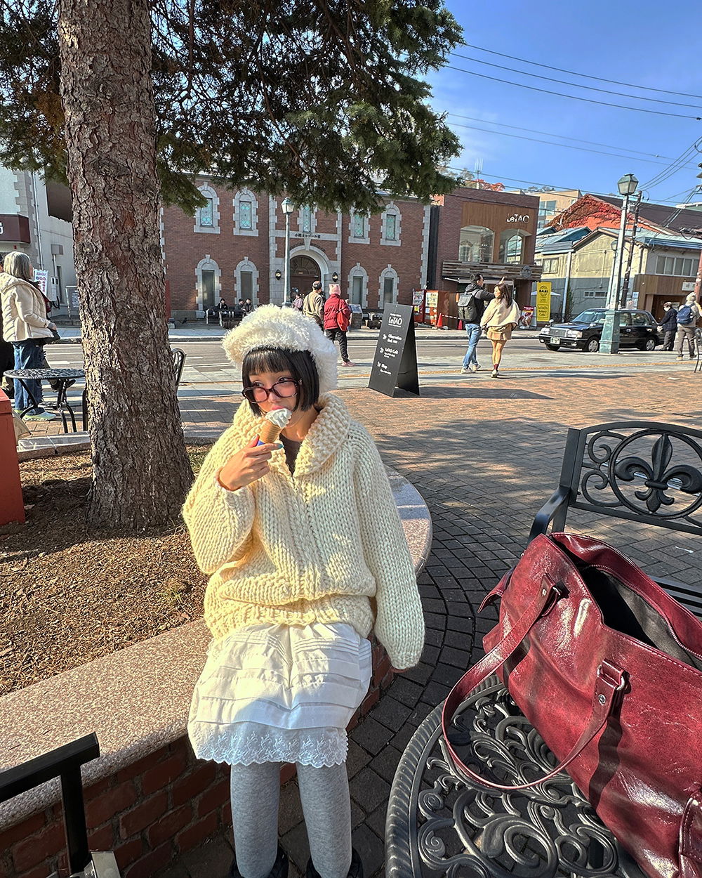 긴팔 티셔츠 모델 착용 이미지-S1L100