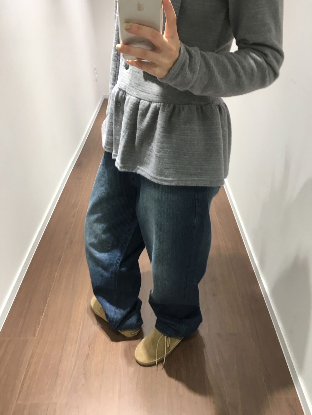 신발 모델 착용 이미지-S4L3