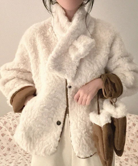 목도리,장갑set 뽀송 퍼 노라카 양털 자켓 2color