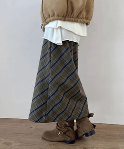 루비엔 맥시 롱 체크 스커트