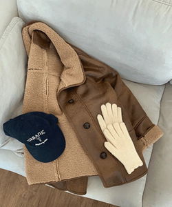 Teb Dumble Shearling Half Court