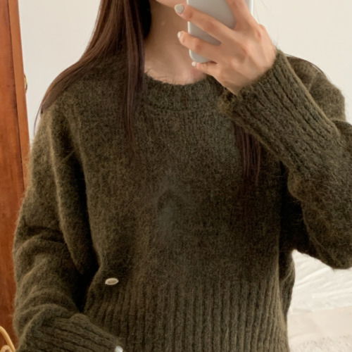 徽章圓領寬鬆針織上衣