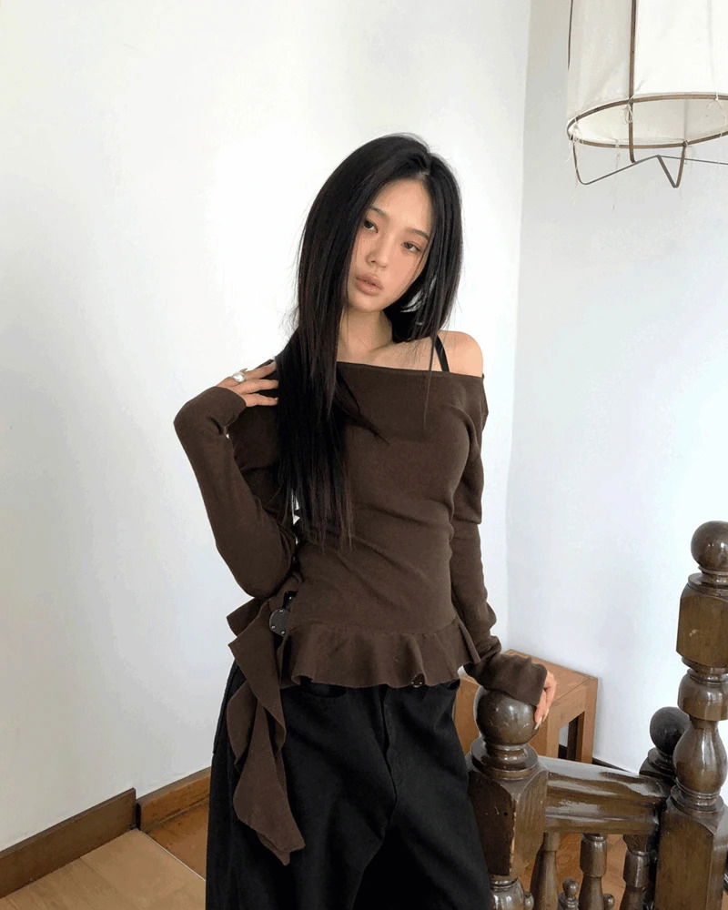 오하 보트넥 오프숄더 사이드 셔링 슬림 니트