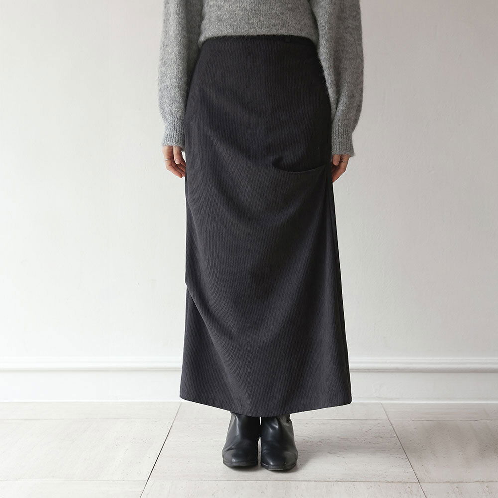 Debea 燈芯絨褶皺後開衩長裙