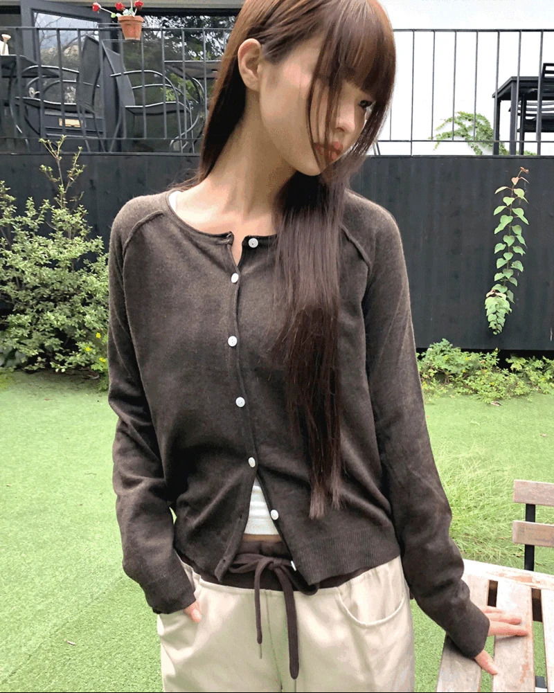 Nilla Split round neck button long-sleeved cardigan 开襟衫