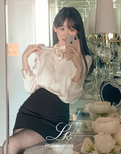 Made) Pearly Satin Tie Blouse