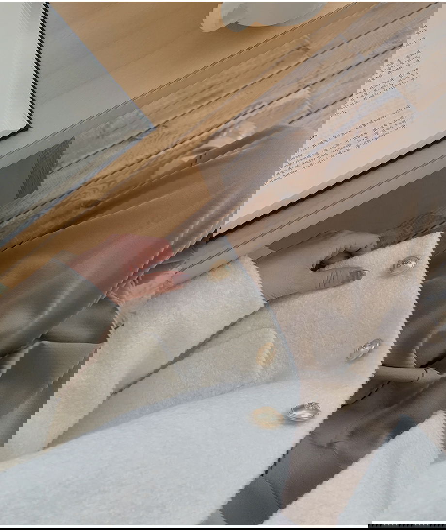 리리앤코 라플레쥬 부클 골드버튼 자켓