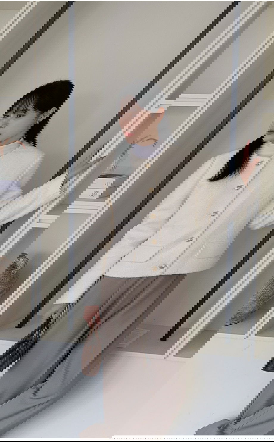 리리앤코 라플레쥬 부클 골드버튼 자켓