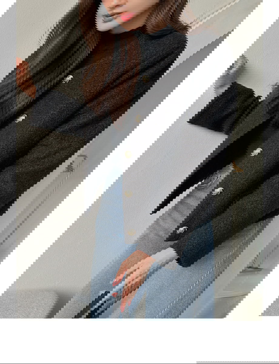 리리앤코 라플레쥬 부클 골드버튼 자켓