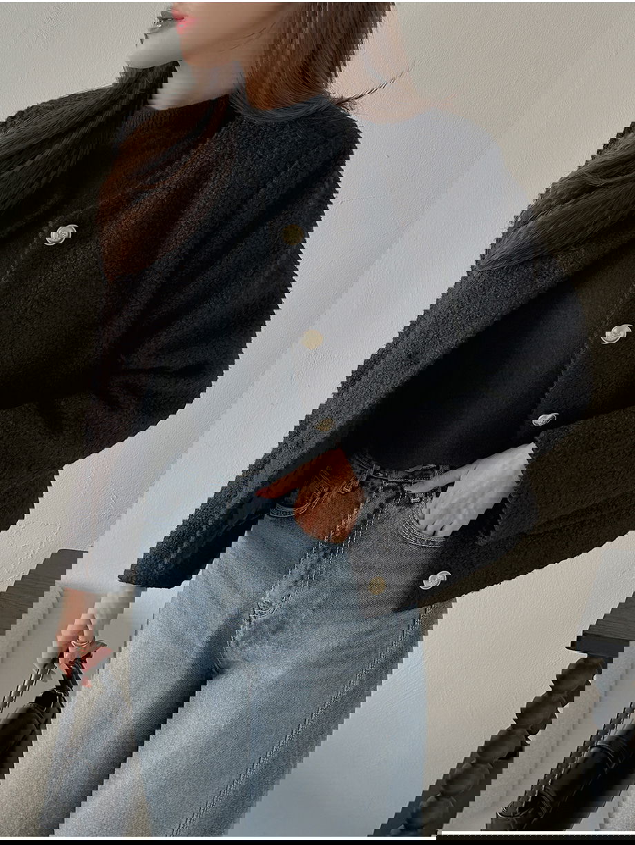 리리앤코 라플레쥬 부클 골드버튼 자켓