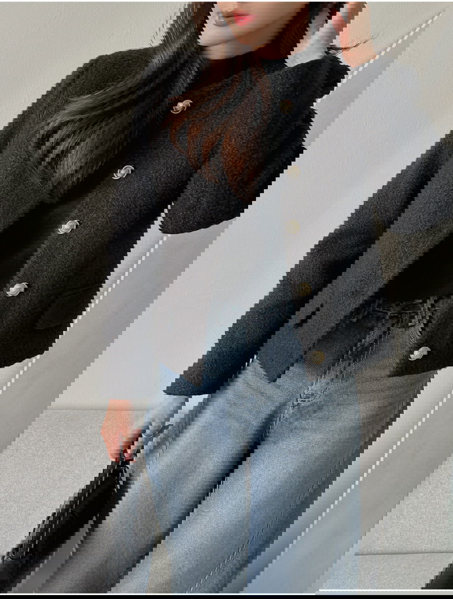 리리앤코 라플레쥬 부클 골드버튼 자켓