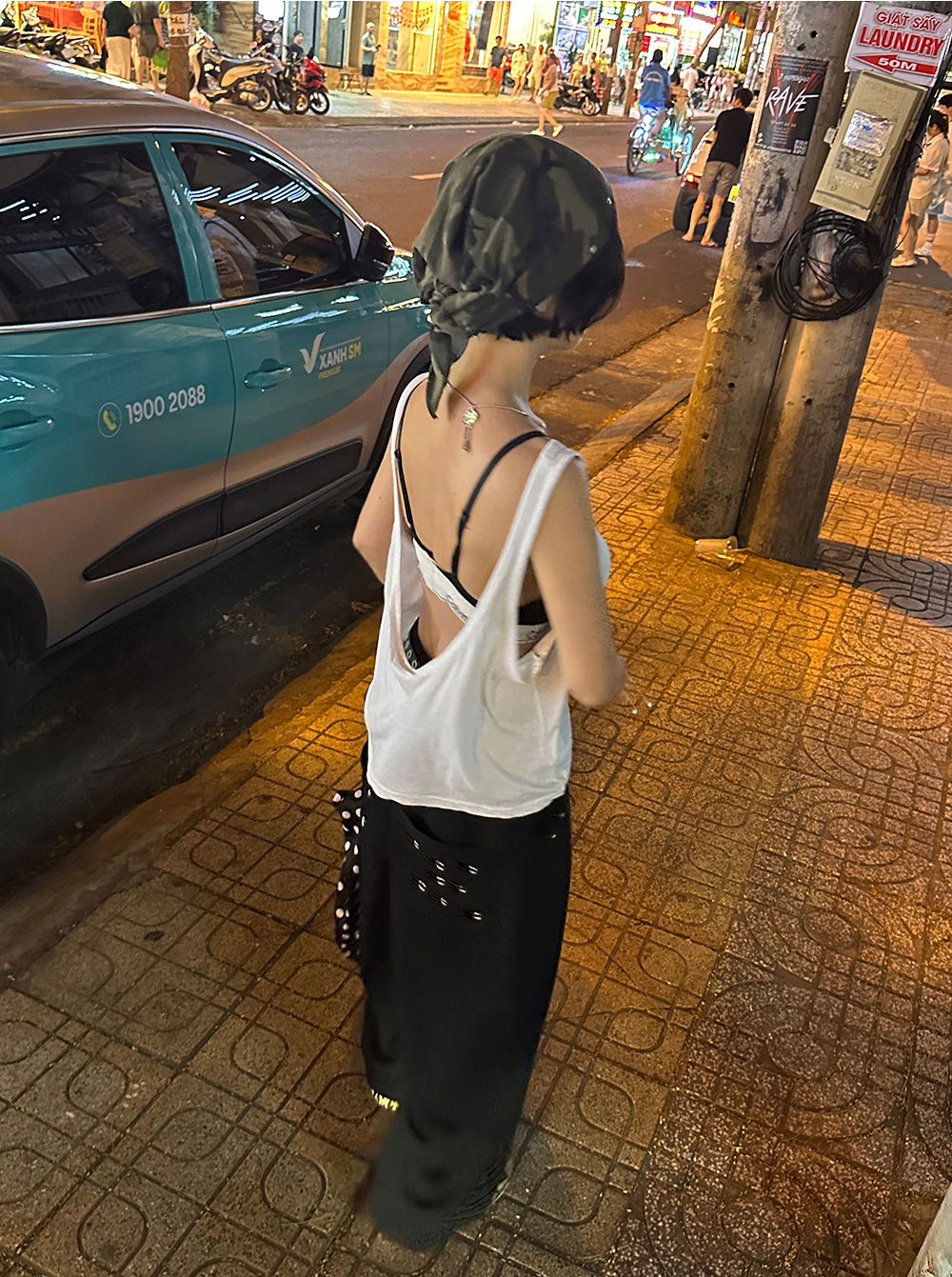 바지 모델 착용 이미지-S1L87