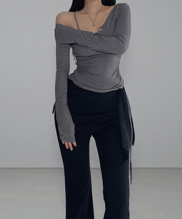 Side-string shirring long-sleeve cropped t-shirt top