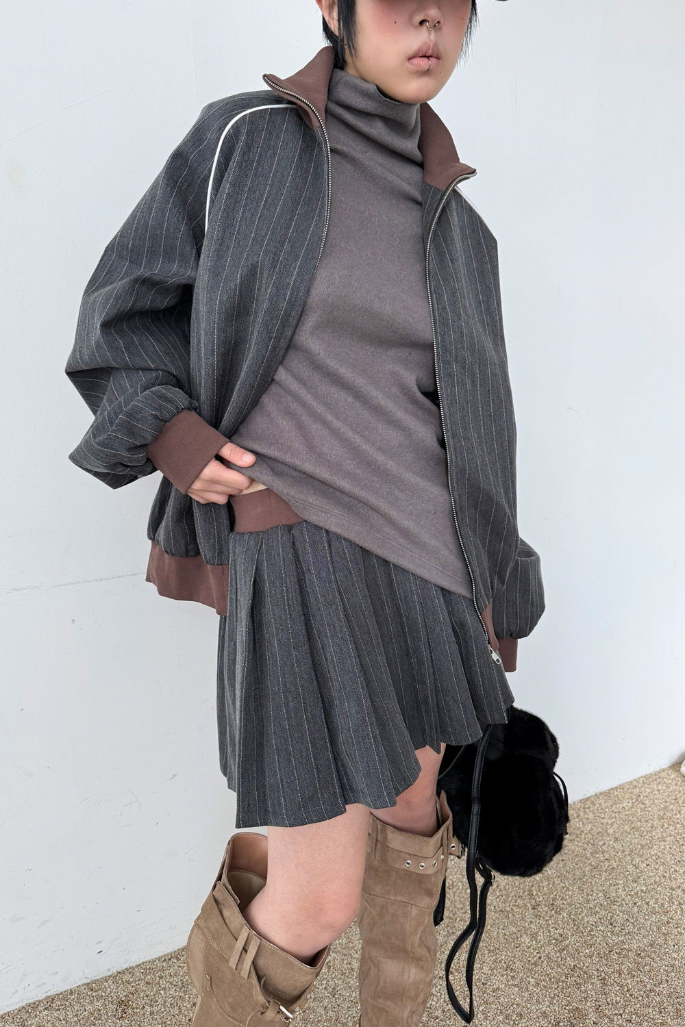 재킷 모델 착용 이미지-S1L16