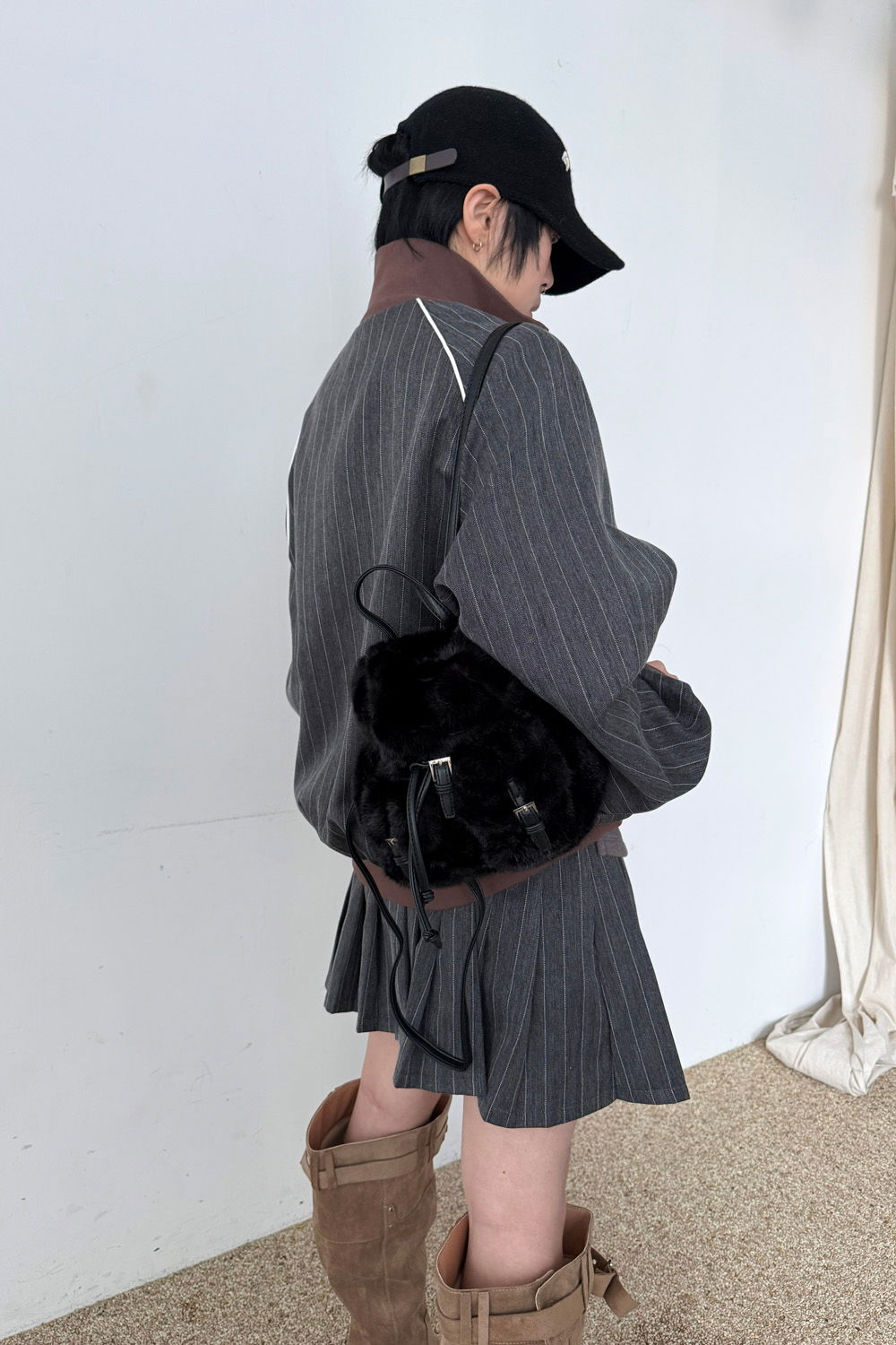 재킷 모델 착용 이미지-S1L11