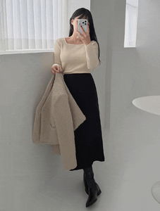 She's Square Knitwear - 4 colors