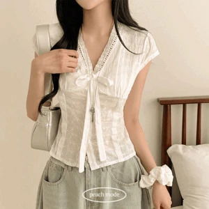 요링 브이넥 플라워 펀칭 레이스 리본 캡소매 블라우스, (휴양지)