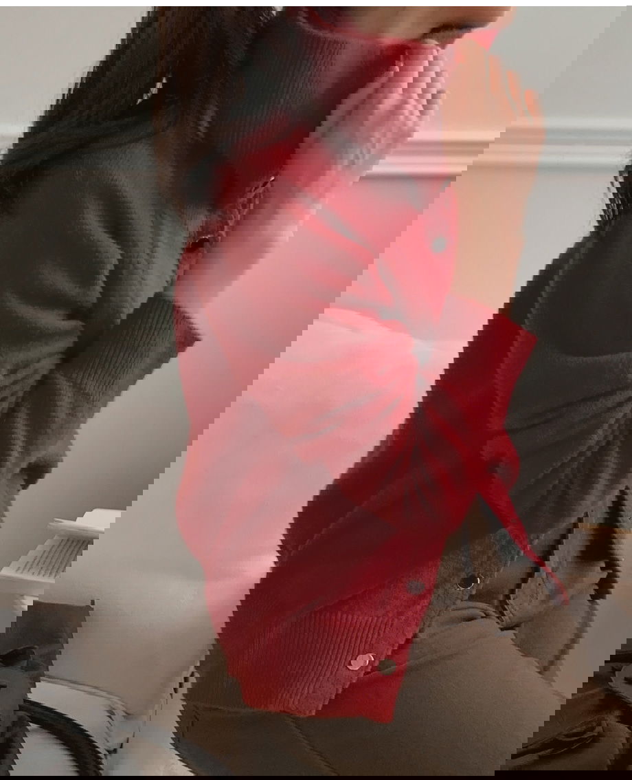 히티브오 하이넥 펜던트 니트 가디건