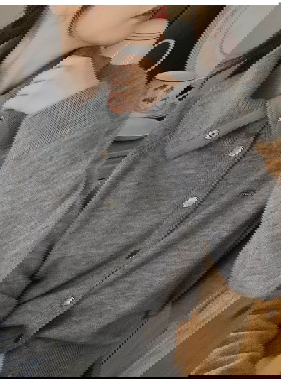 히티브오 하이넥 펜던트 니트 가디건