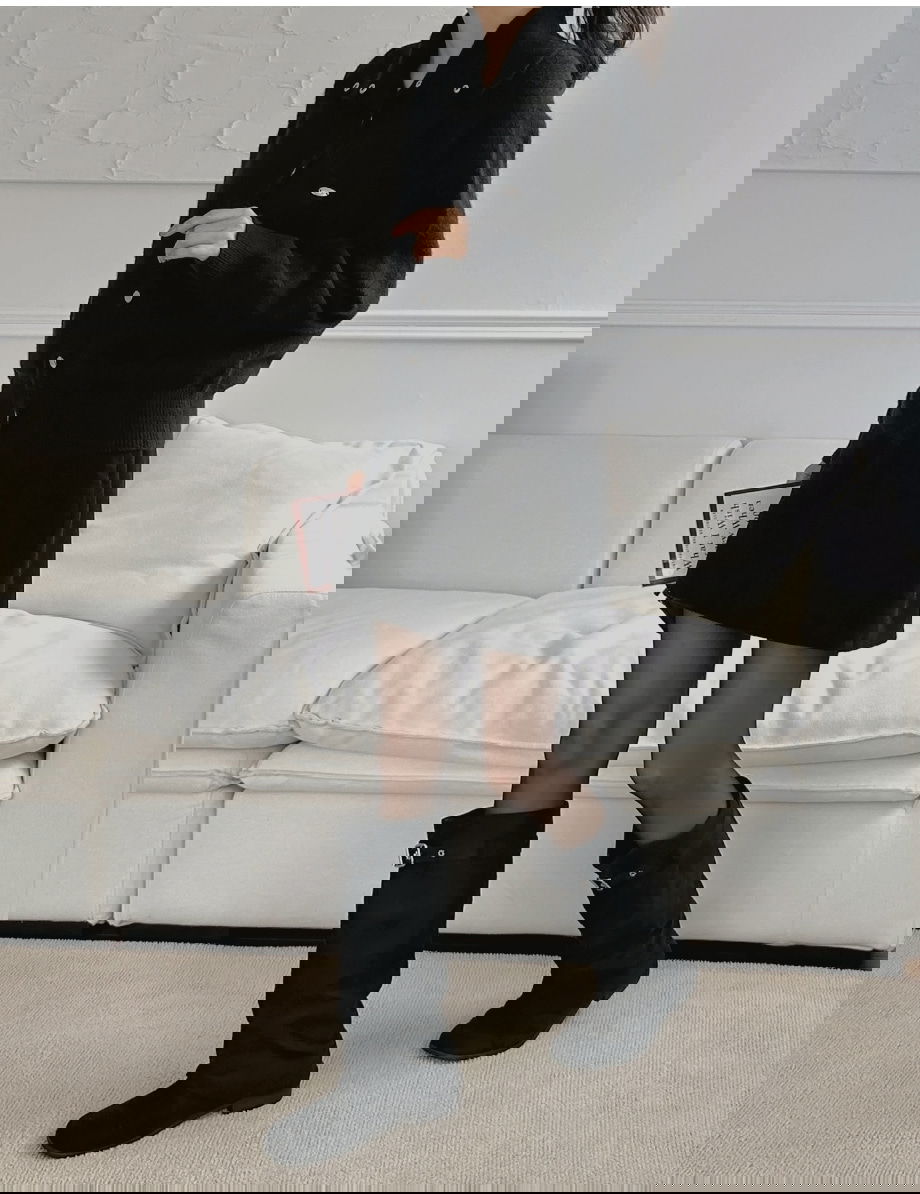 히티브오 하이넥 펜던트 니트 가디건