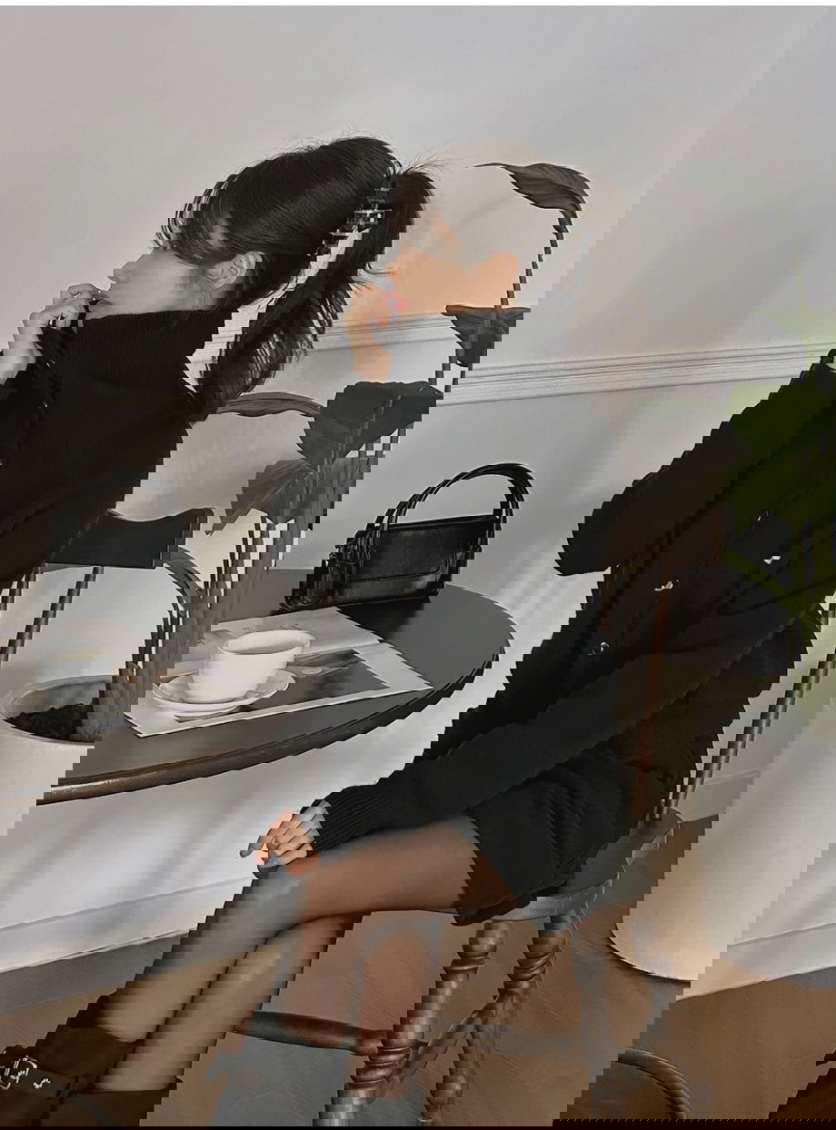 히티브오 하이넥 펜던트 니트 가디건