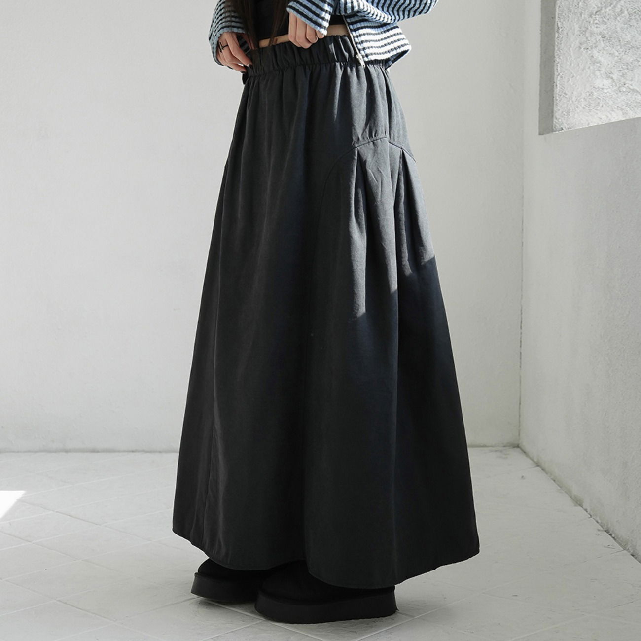 喇叭型長款絎縫裙